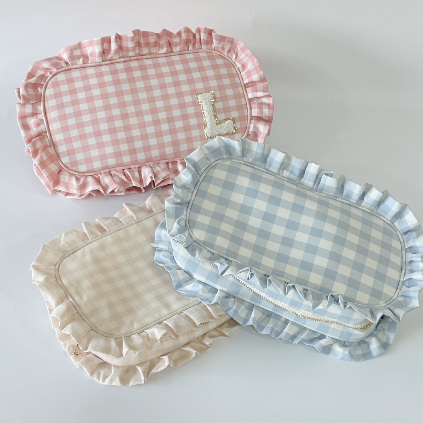 Elegant & Spacious, Perfect for Makeup, Skincare, and Tech Essentials - Large Ruffle Gingham Pouch