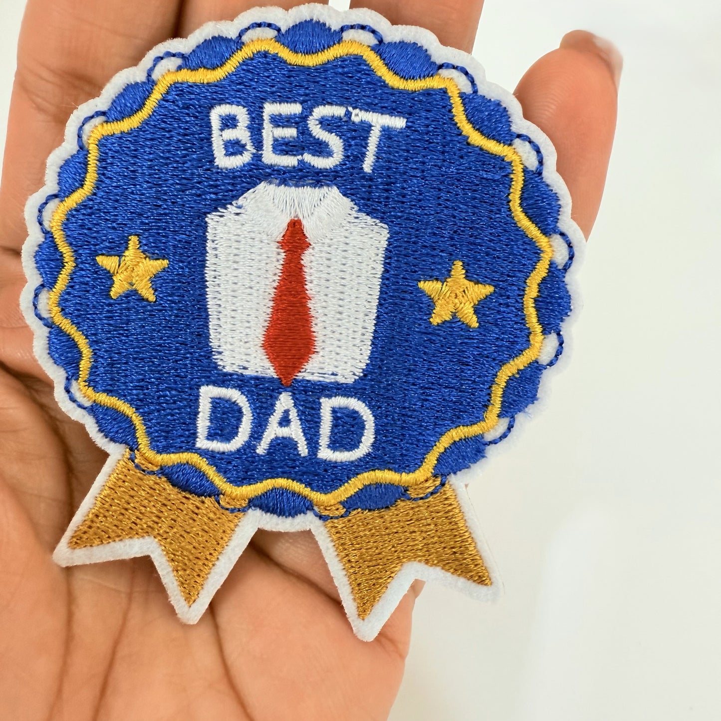 Best Dad Embroidered Iron-On Patch – Badge & Trophy Design for Clothes, Bags & DIY Gifts