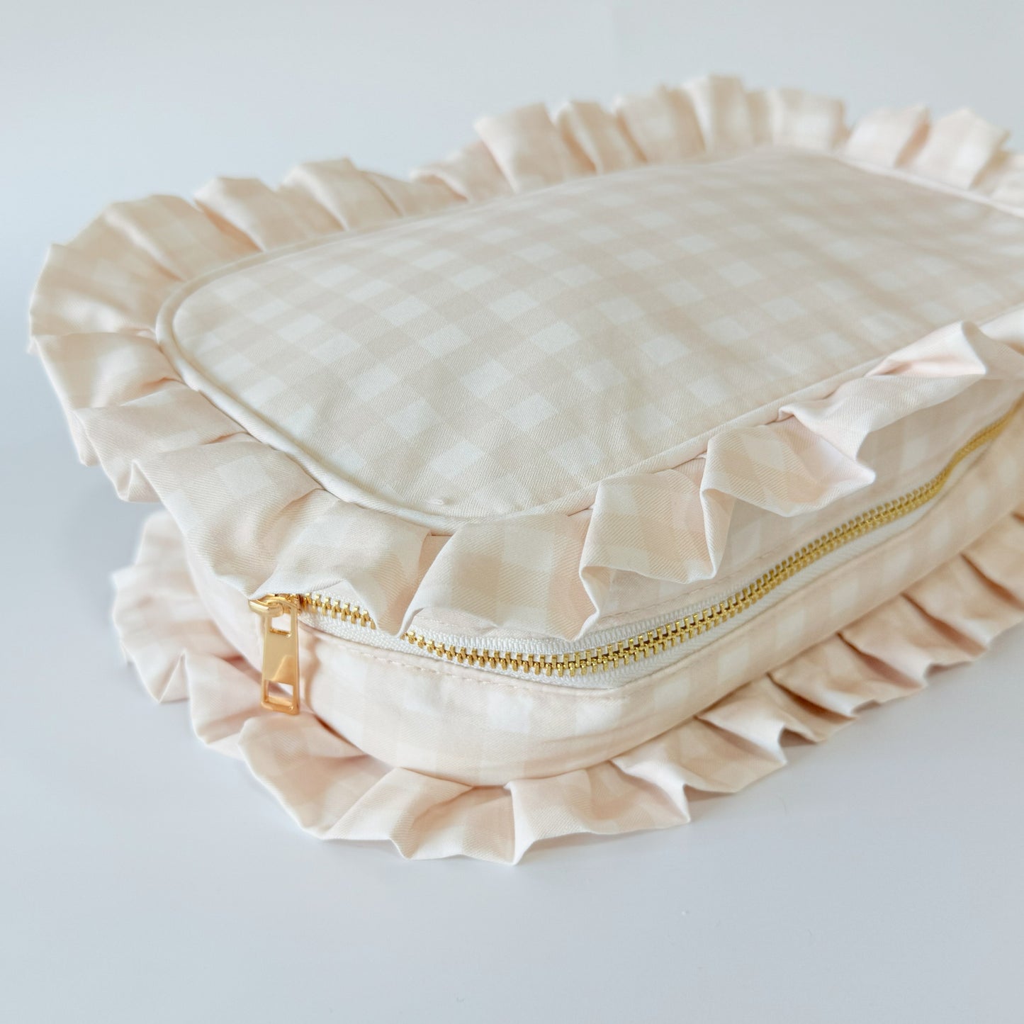 Elegant & Spacious, Perfect for Makeup, Skincare, and Tech Essentials - Large Ruffle Gingham Pouch