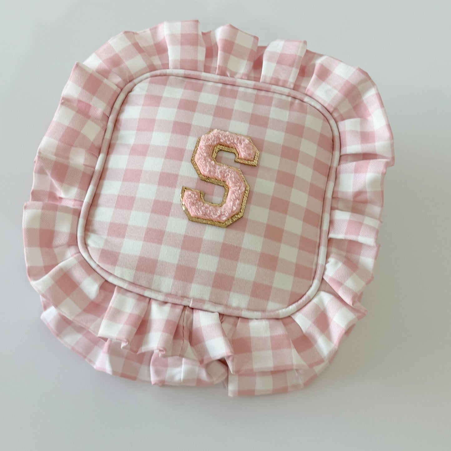 Chic, Demure, and Perfect for On-the-Go Essentials - Small Ruffle Gingham Organizer Pouch